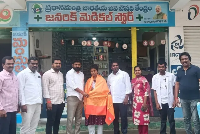 చొప్పదండిలో ఘనంగా అంతర్జాతీయ ఫార్మాసిస్ట్ దినోత్సవం