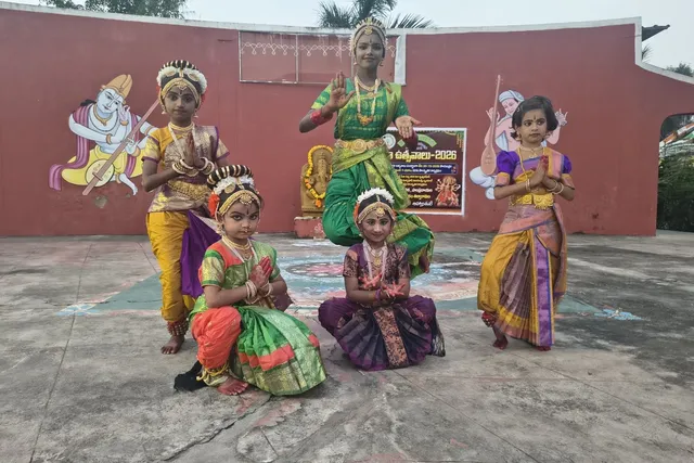 కాకినాడ శిల్పారామంలో వైభవంగా దసరా ఉత్సవాలు