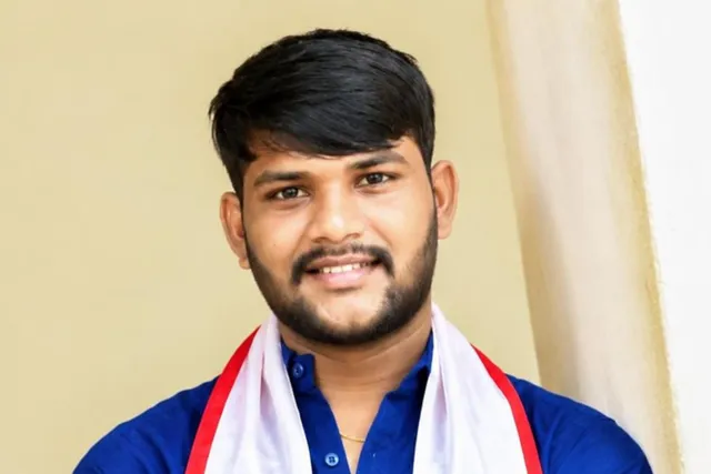 పవన్ కళ్యాణ్ కీలక నియామకాలు: స్థానిక ఎన్నికలకు జనసేన సన్నద్ధం పవన్ కళ్యాణ్ కీలక నియామకాలు: స్థానిక ఎన్నికలకు జనసేన సన్నద్ధం