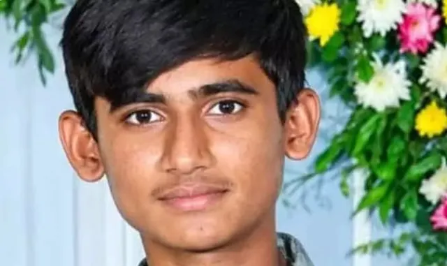 ఫోన్ కొనివ్వలేదని బాలుడి ఆత్మహత్య