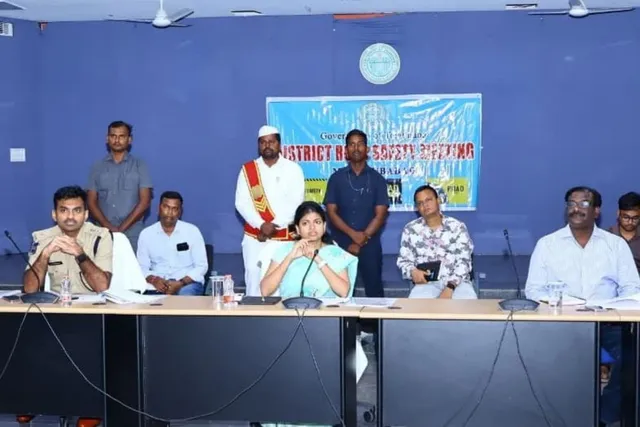 రోడ్డు భద్రతపై కలెక్టర్ ఆదేశాలు: కఠిన చర్యలు తీసుకోవాలి
