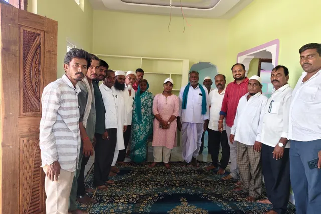 బీర్కూర్ గ్రామంలో ఇందిరమ్మ ఇళ్ల నిర్మాణానికి గృహ ప్రవేశం