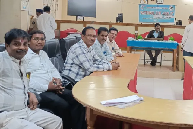 సాలూరు కోర్టులో జాతీయ లోక్ అదాలత్ లో 1240 కేసులు పరిష్కారము