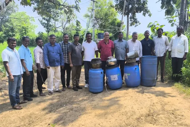 కరకగూడెంలో నాటుసారా తయారీ సామగ్రి ధ్వంసం