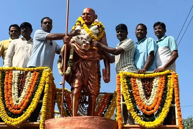 గాంధీజీ బాటలో సాగాలి - సిద్దిపేట కవులు