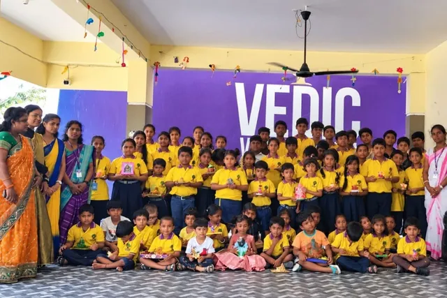 వేదిక్ విద్యాన్ స్కూల్‌ లో “గో గ్రీన్” వినాయక చవితి వేడుకలు