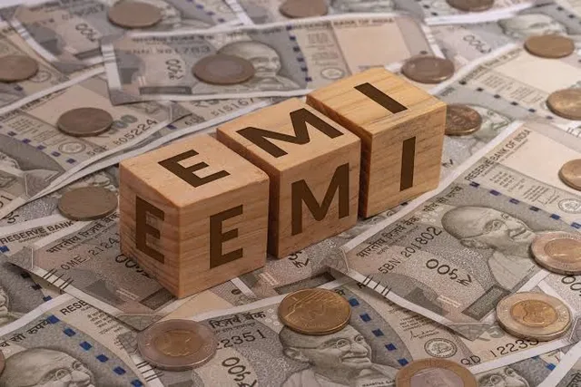 EMI కట్టేవారికి షాక్‌.. రెపో రేటు పెంపు తప్పదా?