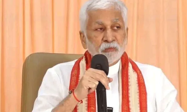 YS జగన్ 74 రకాలుగా అవమానించారు: విజయసాయిరెడ్డి