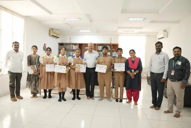 వివా-వివిఐటీ విద్యార్థుల వ్యాసరచన పోటీల్లో సత్తా వివా-వివిఐటీ విద్యార్థుల వ్యాసరచన పోటీల్లో సత్తా