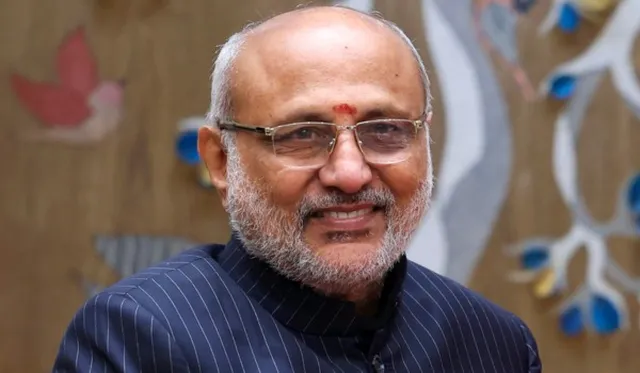 ఈ నెల 17న హైదరాబాద్కు ఉపరాష్ట్రపతి సీపీ రాధాకృష్ణన్ ఈ నెల 17న హైదరాబాద్కు ఉపరాష్ట్రపతి సీపీ రాధాకృష్ణన్