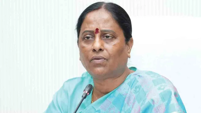 కొండా సురేఖకు కాంగ్రెస్ అధిష్ఠానం నుంచి ఢిల్లీ పిలుపు కొండా సురేఖకు కాంగ్రెస్ అధిష్ఠానం నుంచి ఢిల్లీ పిలుపు