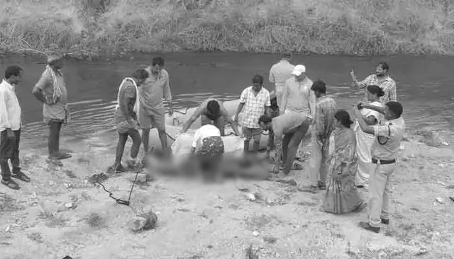 Tragedy during Dussehra.. Man who drowned in canal dies