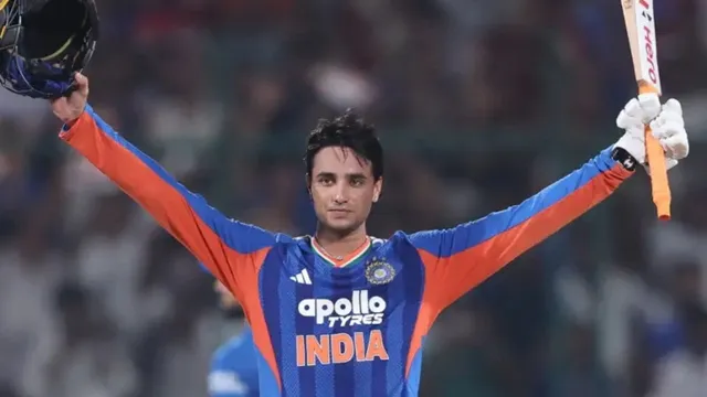 T20 తొలి ఓవర్‌లో అభిషేక్ శర్మ అరుదైన రికార్డు!