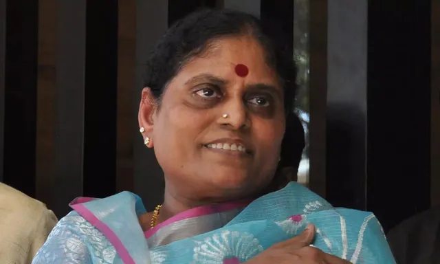 యలహంక భూమి షర్మిలదే.. గతంలోనే స్పష్టం చేసిన విజయమ్మ