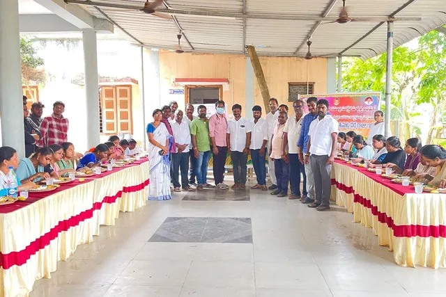 ప్రధానమంత్రి సురక్షిత మాతృత్వ కార్యక్రమంలో గర్భిణీలకు వైద్య పరీక్షలు ప్రధానమంత్రి సురక్షిత మాతృత్వ కార్యక్రమంలో గర్భిణీలకు వైద్య పరీక్షలు