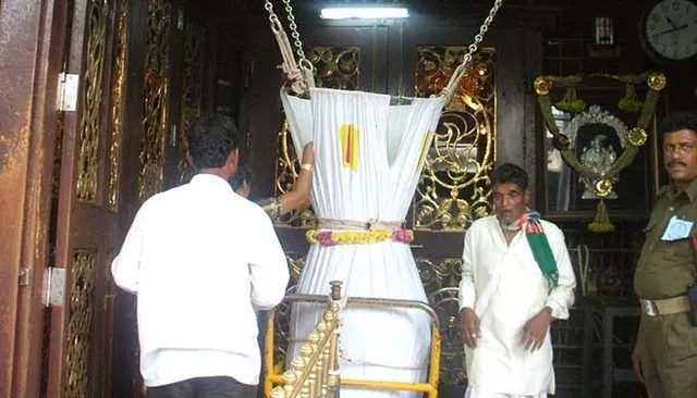 రికార్డు స్థాయిలో శ్రీవారి హుండీ ఆదాయం