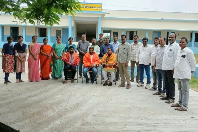 దోమకొండ కళాశాలలో రికార్డ్ అసిస్టెంట్లకు ఘన సన్మానం