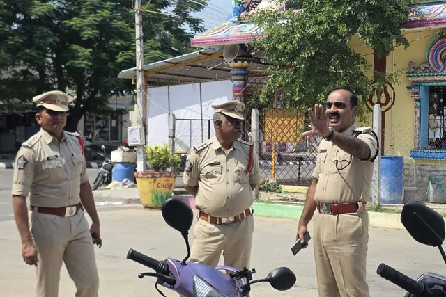 ప్రభుత్వ కార్యాలయాల వద్ద ధర్నాలకు అనుమతి లేదు