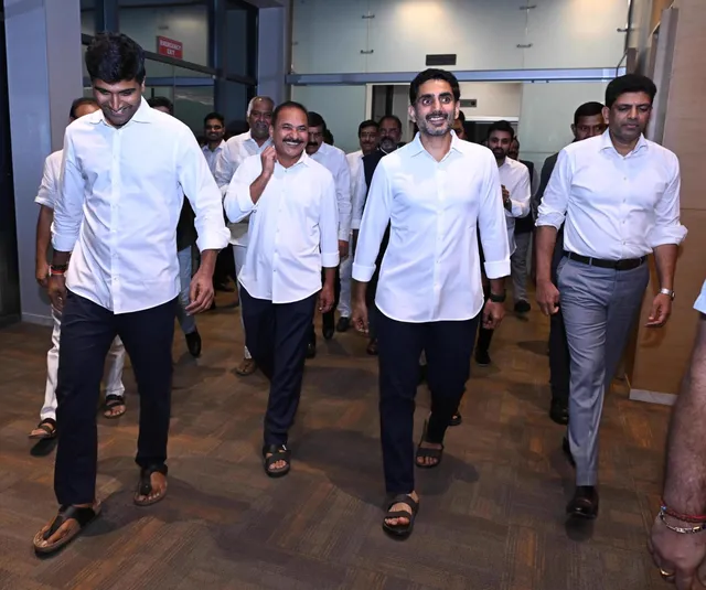 వివో ప్రతినిధితో మంత్రి లోకేశ్‌ భేటీ