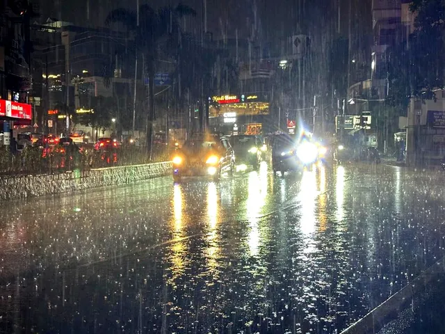 మరో రెండు గంట్లో పిడుగులతో కూడిన వర్షాలు