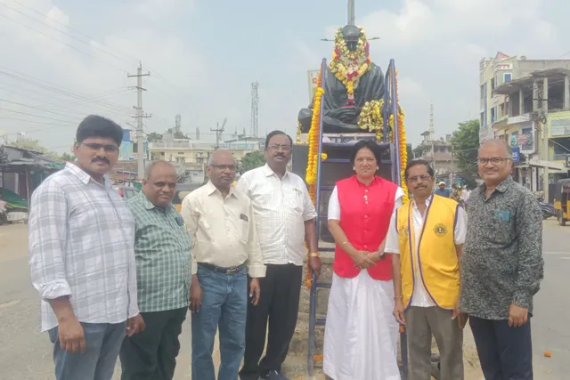 మహాత్మా గాంధీ కలలుగన్న గ్రామ స్వరాజ్య సాధనకు కృషి చేయాలి.. రాంనర్సయ్య