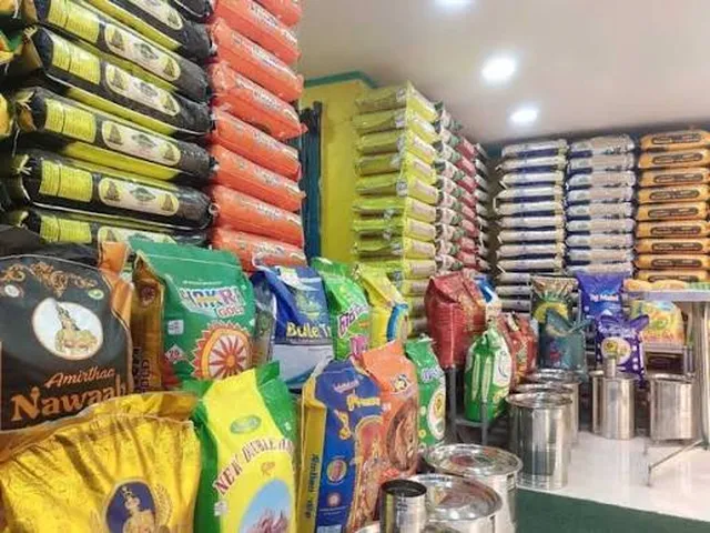 தொடர்ந்து 3-வது முறை அரிசி விலை உயர்ந்துள்ளதால் மக்கள் அதிர்ச்சி