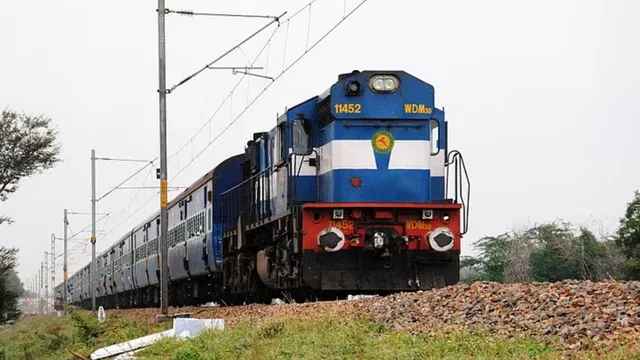 தீபாவளி பண்டிகையையொட்டி சிறப்பு ரயில்கள் அறிவிப்பு