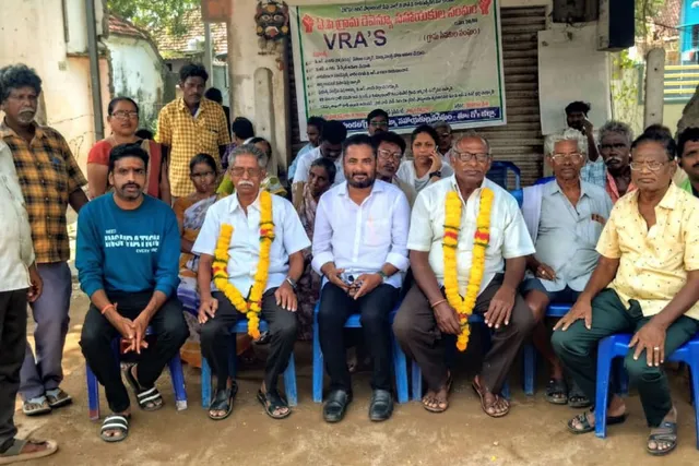 వీఆర్ఎల ఉద్యమానికి కుటుంబరావు మద్దతు, ప్రభుత్వం పరిష్కరించాలని విజ్ఞప్తి