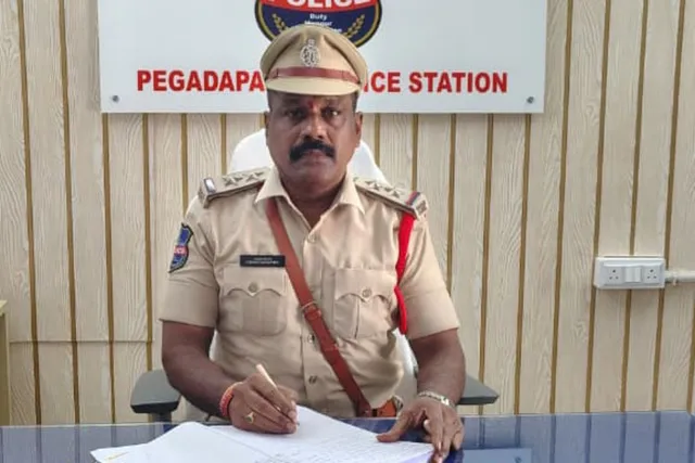 పెగడపల్లి ఎస్సైగా కుమారస్వామి బాధ్యతలు స్వీకరణ