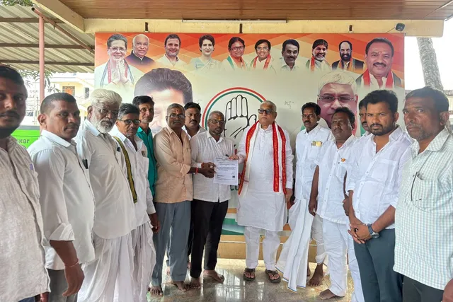 ముధోల్ లో లబ్ధిదారులకు LOCల పంపిణీ