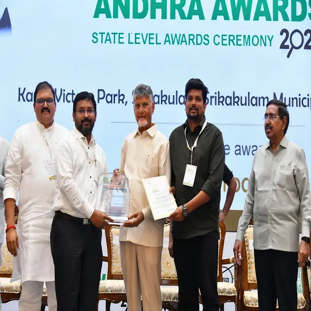 శ్రీకాకుళం నగరపాలక సంస్థకి అవార్డుల పంట