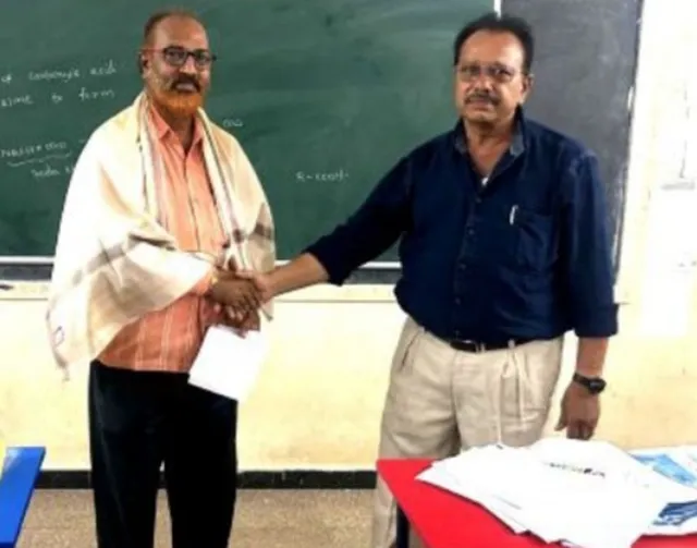 ప్లాస్టిక్ రహిత జీవనశైలిని ప్రతి ఒక్కరు అవలంభించాలి ప్లాస్టిక్ రహిత జీవనశైలిని ప్రతి ఒక్కరు అవలంభించాలి