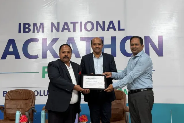 జేపీఎన్సీఈ చైర్మన్‌కు ఐబీఎం జాతీయ గుర్తింపు