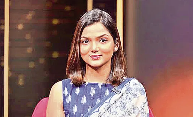 Kollywood actress and newsreader Priyavadana commits suicide