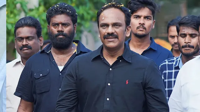 జనసేన గూటికి వంగవీటి రాధా?