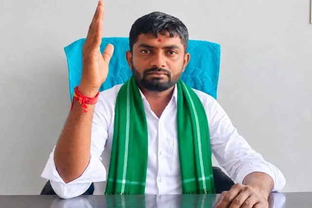 నష్టపోయిన రైతులకు పరిహారం ఇవ్వాలి
