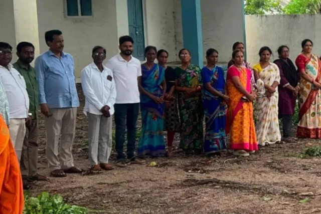 కోనేరుపల్లి, కాట్నపల్లిలో శ్రమదానం