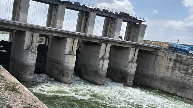జీఎన్‌ఎస్‌ఎస్ కాలువలో ప్రమాదం.. తండ్రీకొడుకు సహా ముగ్గురు గల్లంతు