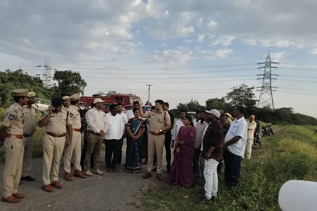 చొప్పదండిలో గణేష్ నిమజ్జన ఏర్పాట్లను పరిశీలించిన సీపీ
