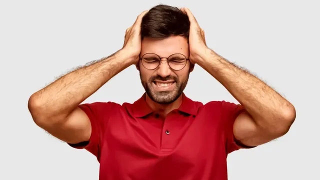 திடீரென கண்பார்வை மங்கலாகி மயக்கம் வந்தால் என்ன அர்த்தம்?