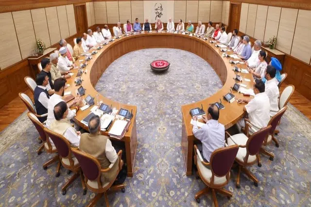 కేంద్ర మంత్రివర్గ విస్తరణపై సందిగ్ధత