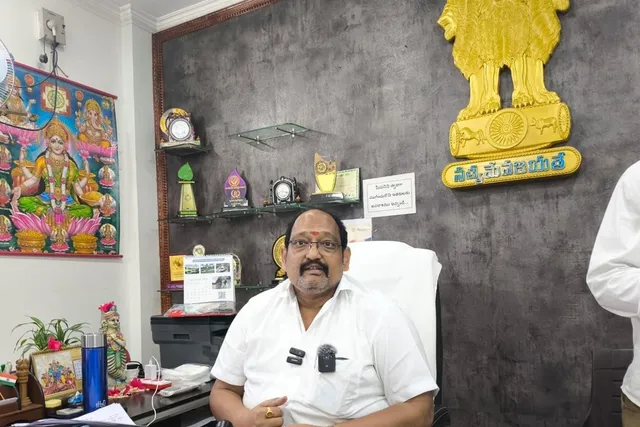 పలమనేరు మున్సిపల్ ఎన్నికల్లో 104 వార్డు నామినేషన్లు ఆమోదం