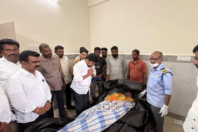 కల్లూరు: రోడ్డు ప్రమాద మృతుడికి మట్టా నివాళి