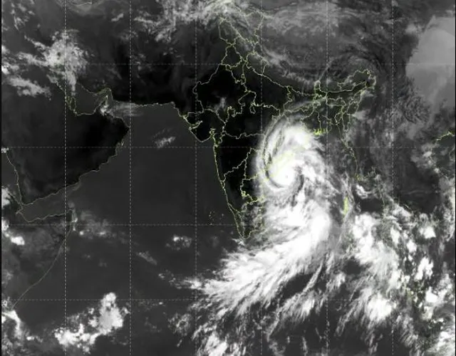 కాసేపట్లో ఈ జిల్లాల్లో భారీ వర్షాలు