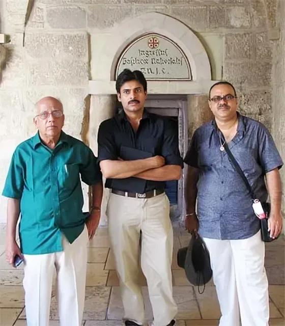 సింగీతం- పవన్ కళ్యాణ్ 'ప్రిన్స్ ఆఫ్ పీస్' ప్రాజెక్ట్ ఆగిపోవడానికి కారణాలివే!