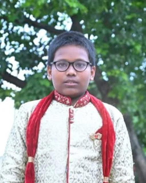 ఊటురు విద్యార్థి శ్రీకర్ కు డాక్టర్ బోయి భీమన్న చైతన్య దీప్తి బిరుదు ఊటురు విద్యార్థి శ్రీకర్ కు డాక్టర్ బోయి భీమన్న చైతన్య దీప్తి బిరుదు