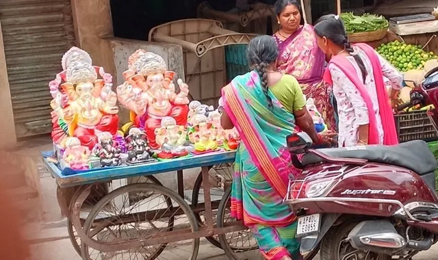 వినాయక విగ్రహాలకు అంతంతమాత్రంగానే డిమాండ్