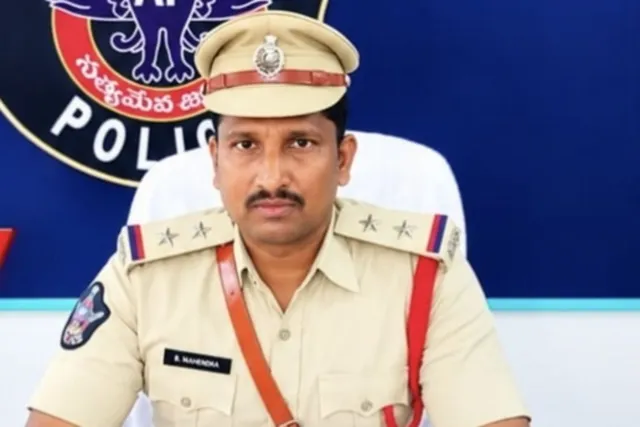 స్థానిక ఎన్నికలపై అవగాహన కార్యక్రమం స్థానిక ఎన్నికలపై అవగాహన కార్యక్రమం