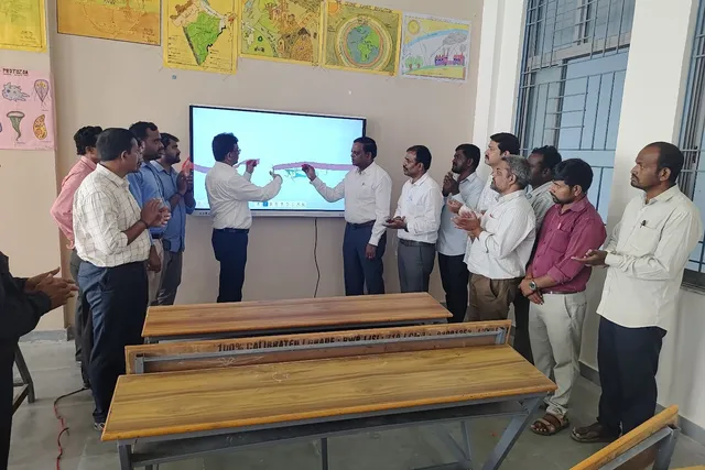 వనపర్తి పీజీ సెంటర్ను సందర్శించిన పాలమూరు యూనివర్సిటీ వీసీ వనపర్తి పీజీ సెంటర్ను సందర్శించిన పాలమూరు యూనివర్సిటీ వీసీ