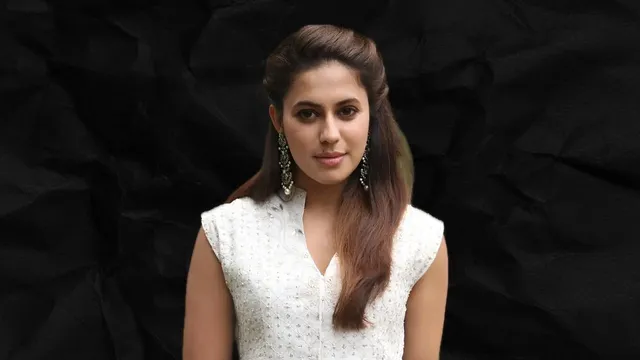 గోల్డ్ స్మగ్లింగ్ కేసు.. కన్నడ నటికి రూ.89 కోట్ల పెనాల్టీ